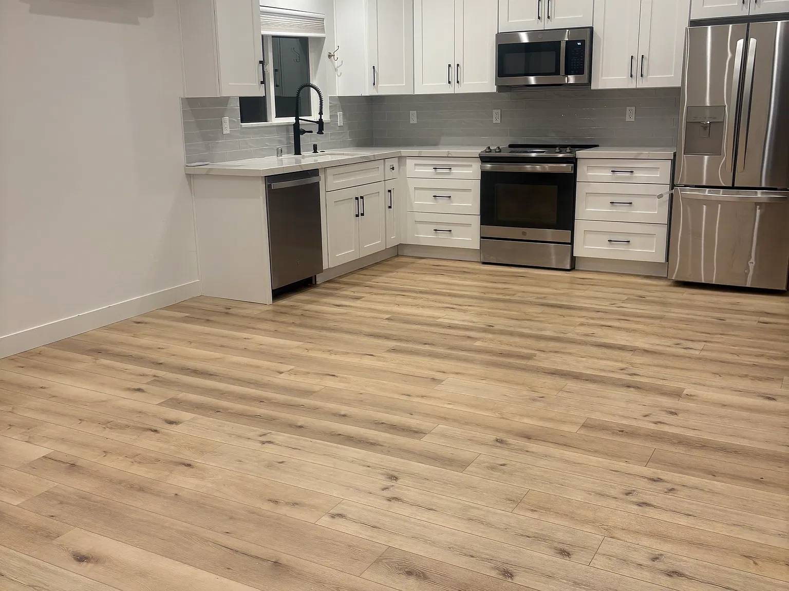 1 bed, 610 sqft, $2,500 — Photo 2