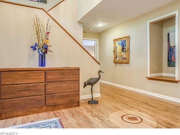 4th image of 8776 Kings Orchard Trl