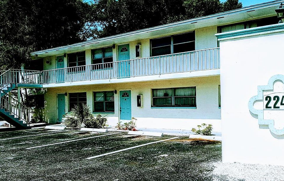 1st image of 2241 Euclid Ave APT 1