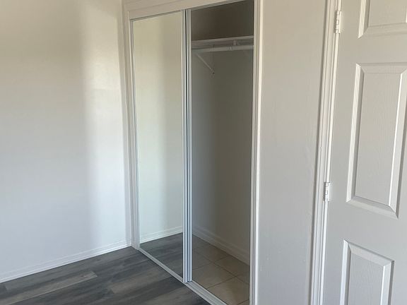 4th image of 755 S Boyle Ave #15