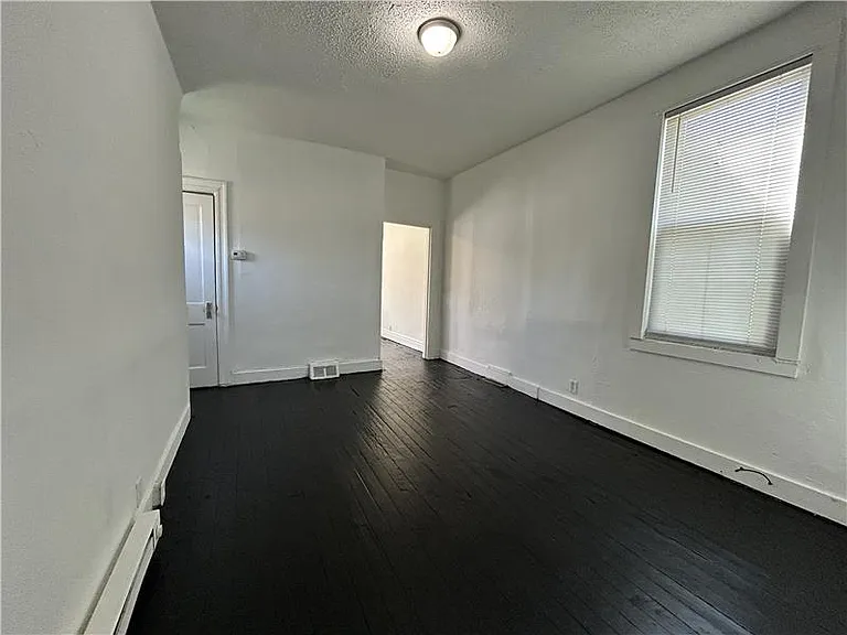 507 Cedar Ave — Photo 4