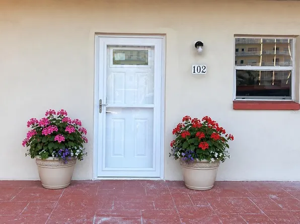5840 30th Ave S APT 102, Gulfport, FL 33707