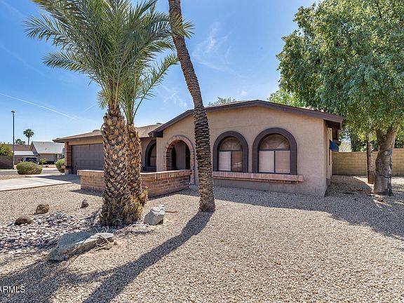 2nd image of 3929 W VILLA THERESA Drive