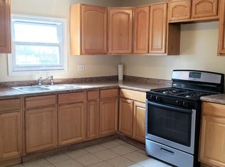 8952 S Houston Ave #1, Chicago, IL 60617