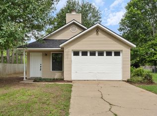 1766 Green Acres Cir, Springdale, AR 72764