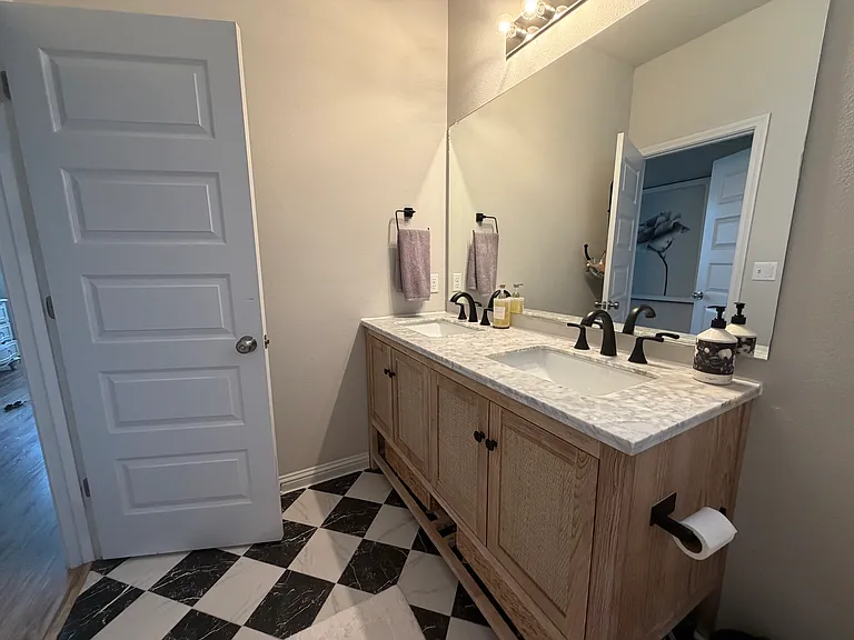 7705 Norah Dr — Photo 29