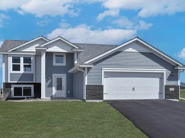 39645 Fallbrook Ave, North Branch, MN 55056