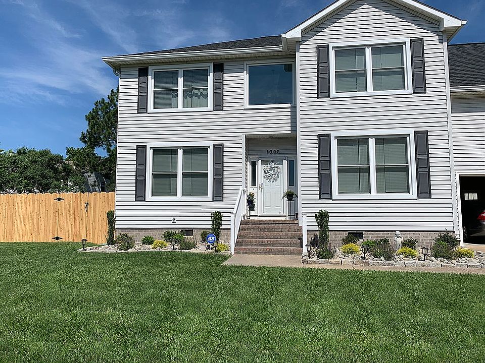 1st image of 1057 Heatherwood Dr