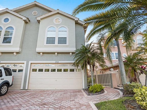 2nd image of 1756 Lago Vista Blvd