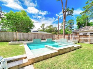 10031 Green Tree Rd, Houston, TX 77042