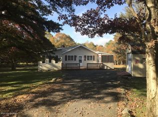 111 Sioux Dr, Albrightsville, PA 18210