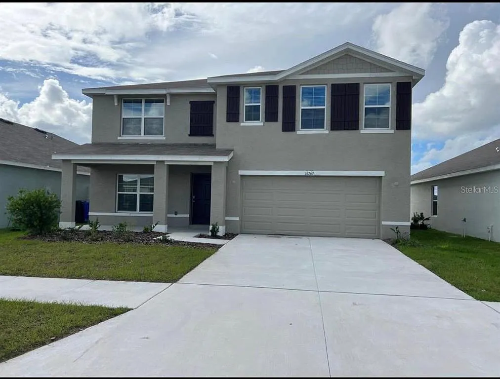 5 bed, 3.0 bath, 2674 sqft, $2,650 — Photo 1