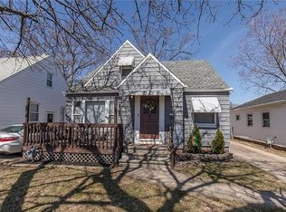 6110 Ridgewood Ave, Parma, OH 44129