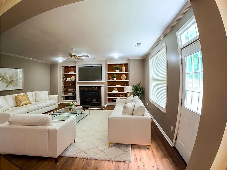 2680 Hampton Park Dr — Photo 4
