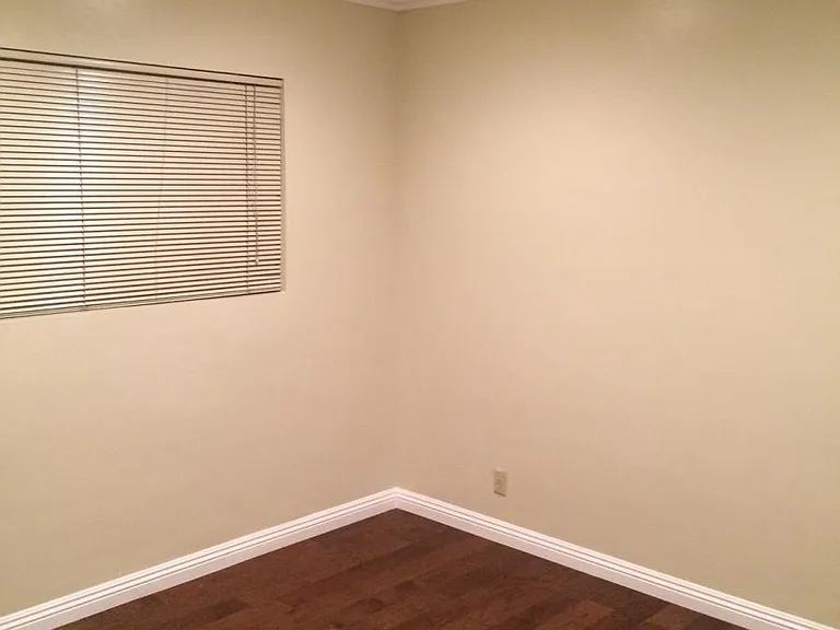 645 Fairview Ave #2 — Photo 10
