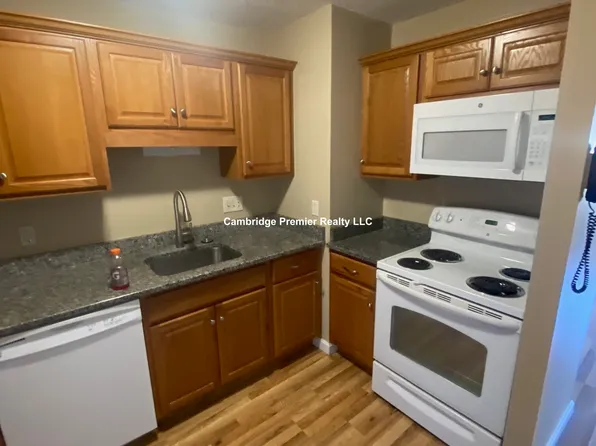 474 1/2 Broadway #28, Somerville, MA 02145