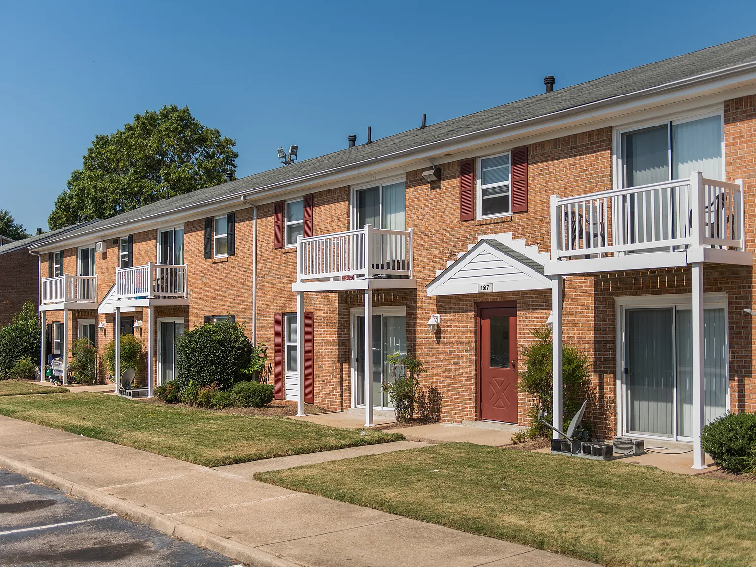 Crosswinds Apartments — Photo 1