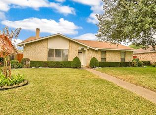 2223 E Crosby Rd, Carrollton, TX 75006