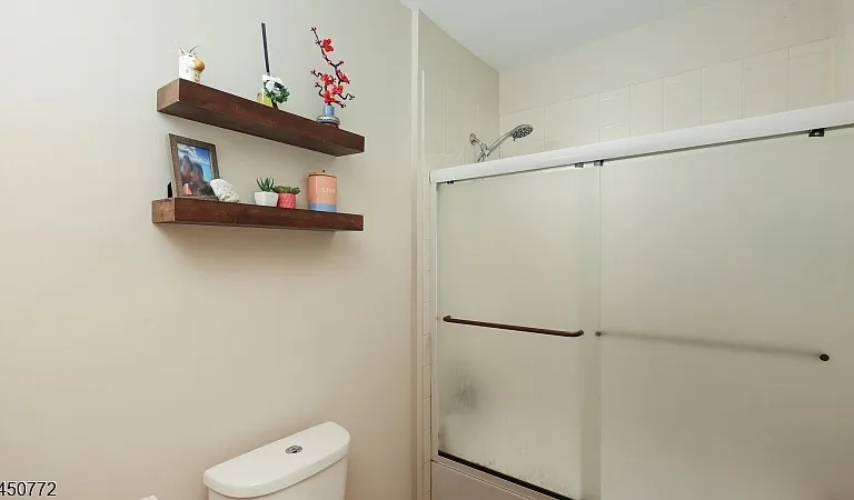 1209 Summit Ave #405 — Photo 14