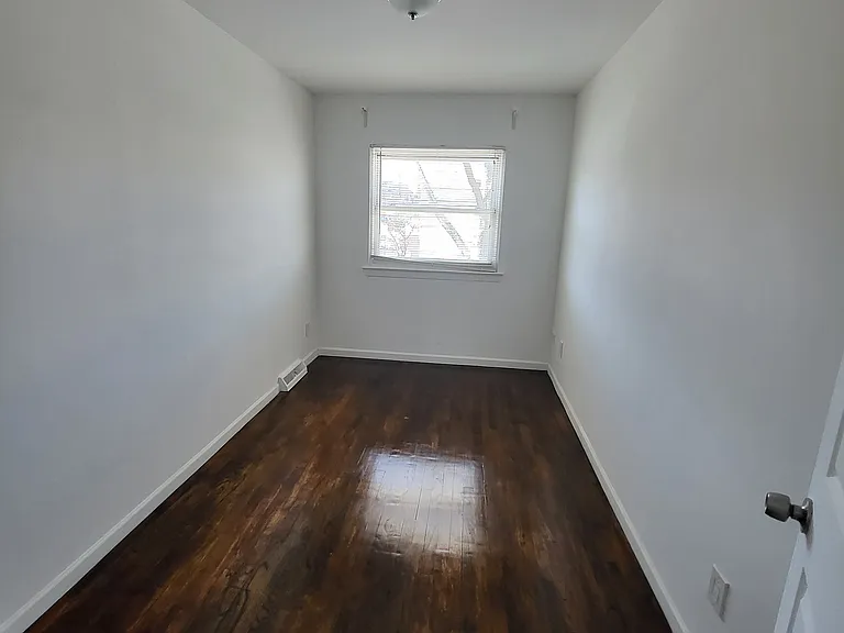 742 Havemeyer Ave — Photo 13