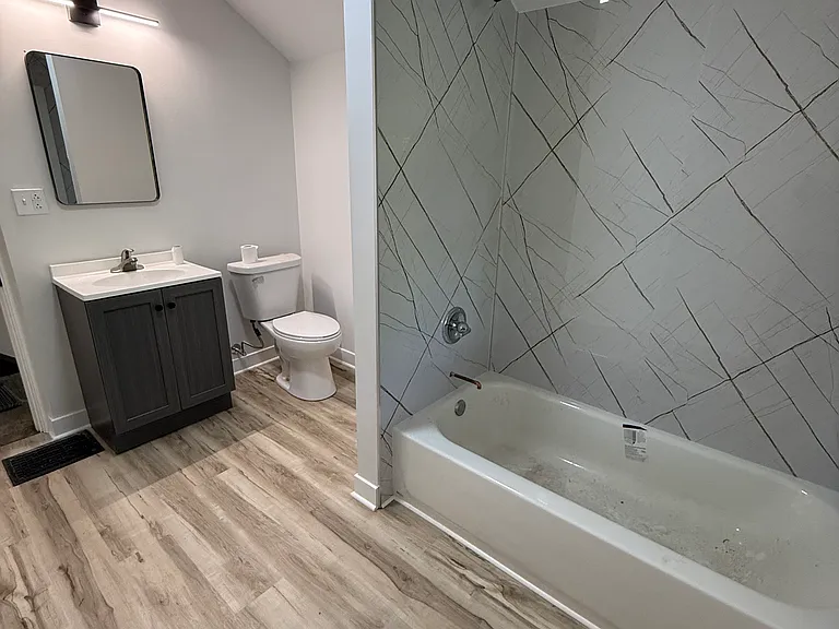 937 Ridge Ave — Photo 2