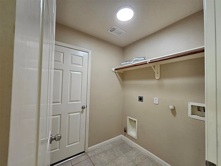 1079 Shadow Glenn Dr — Photo 28