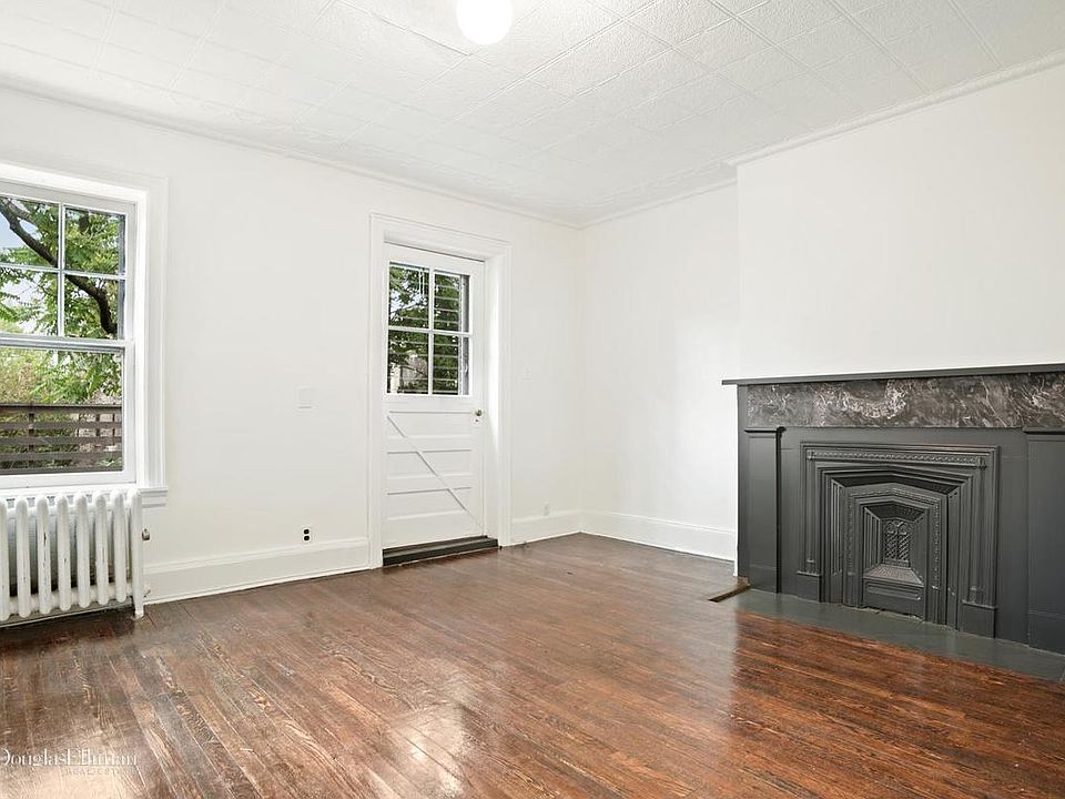 2nd image of 271 Hicks St #1