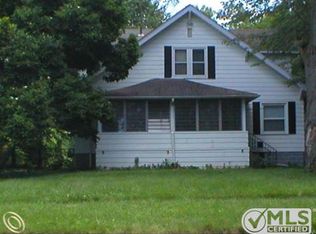19400 Five Points St, Redford, MI 48240