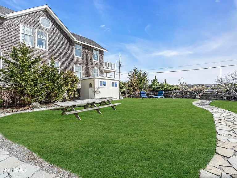 492 Ocean Ave — Photo 73