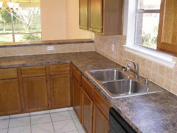 2nd image of 1030 Canterbury Dr