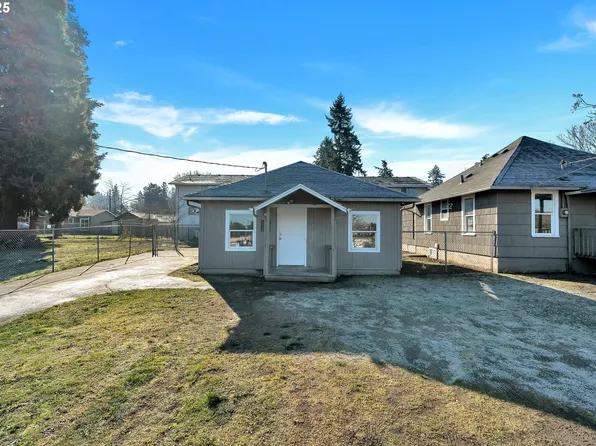 2103 E 27th St, Vancouver, WA 98661