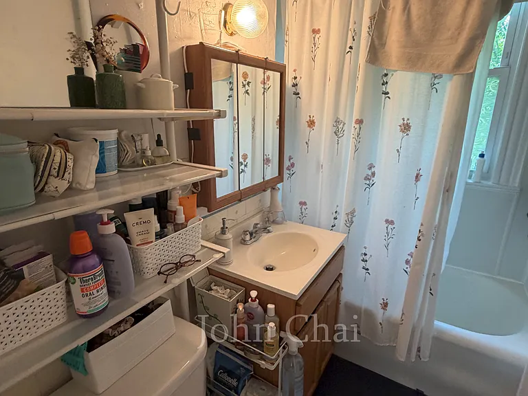 1626 Commonwealth Ave #18 — Photo 32