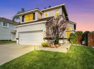 407 Rolling Oak Dr, Vacaville, CA
