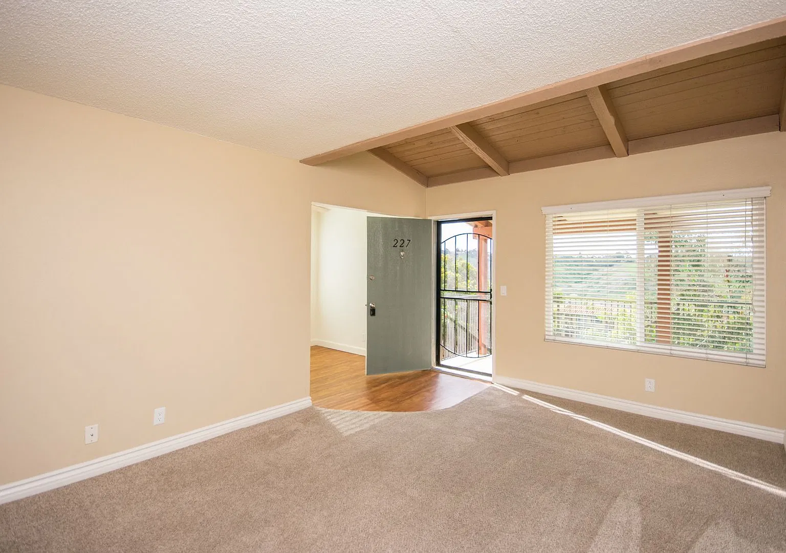 Villas de Laura Apts — Photo 1