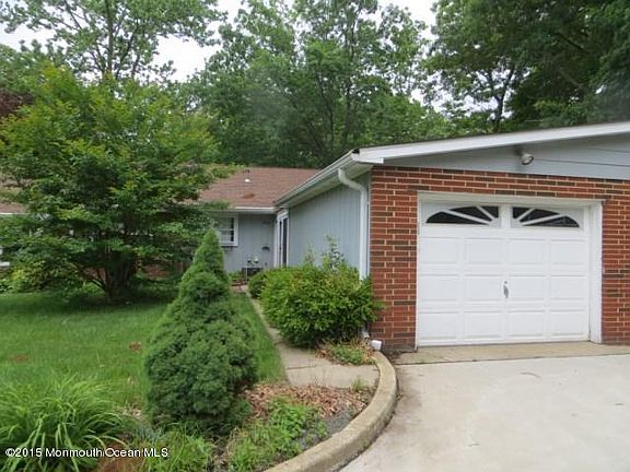 2nd image of 74B Dorchester Dr