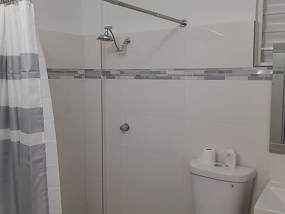 4th image of 9 Altos De Saman