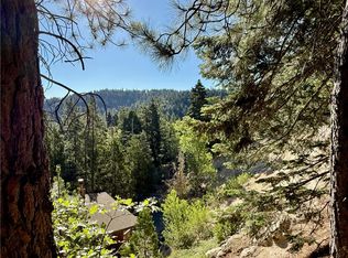 872 Sierra Vista Dr APT 30, Twin Peaks, CA 92391