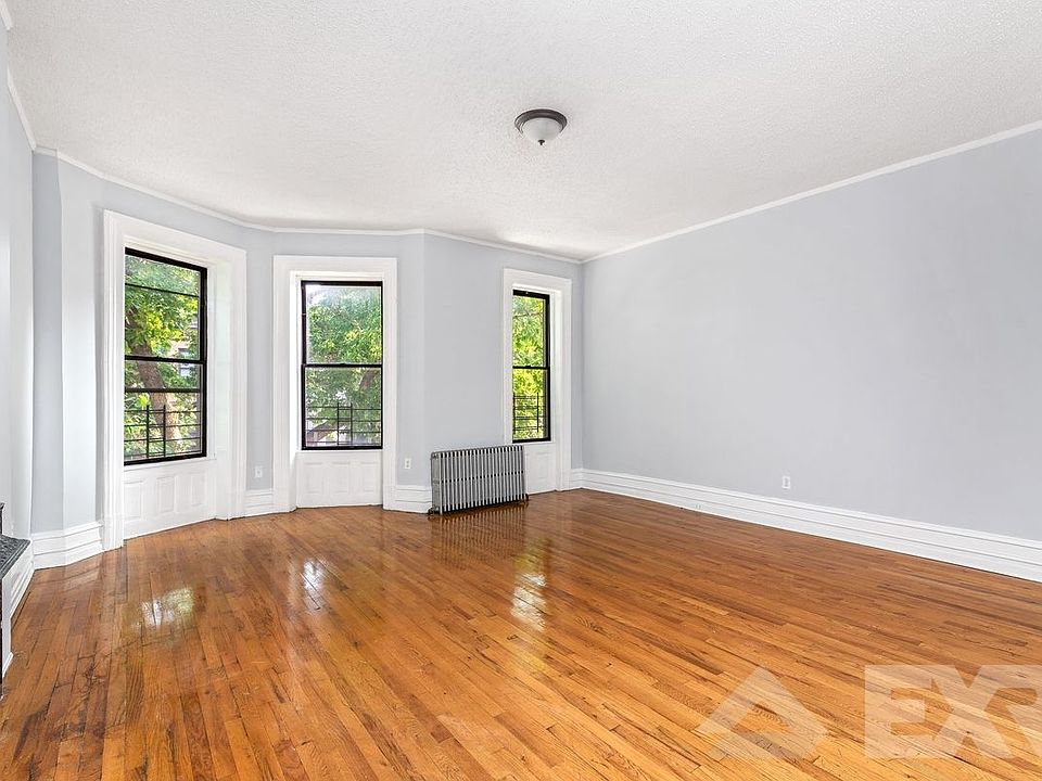 1st image of 857 Lincoln Pl #2A