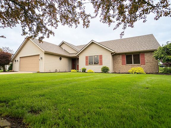2nd image of 319 Greenbriar Dr