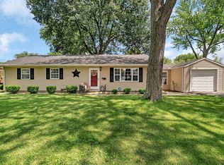 1715 Pike St, Peru, IL 61354