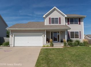 6004 NW 98th St, Johnston, IA 50131