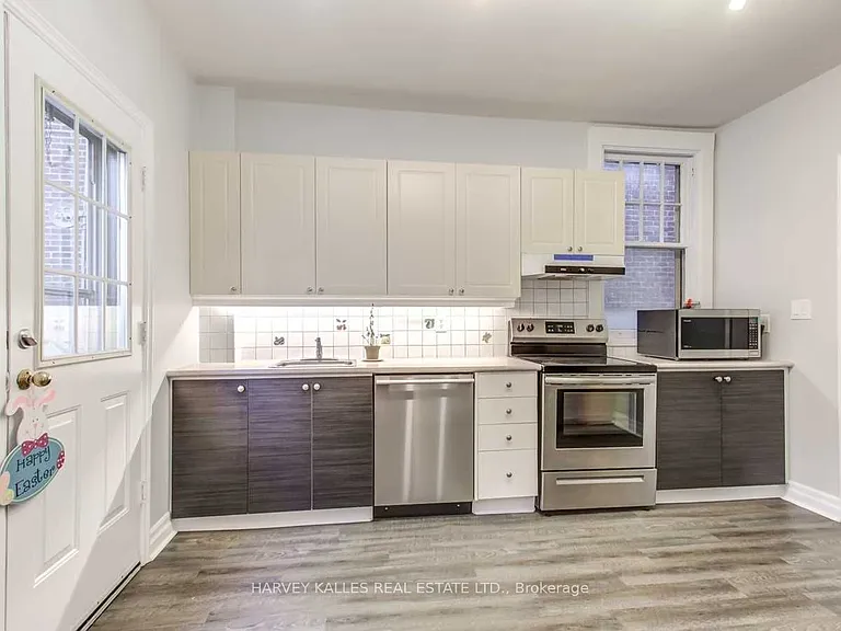 169 Balmoral Ave — Photo 10