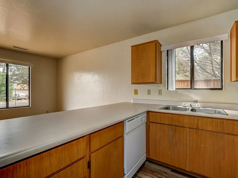 6284 N Buckboard Dr — Photo 11