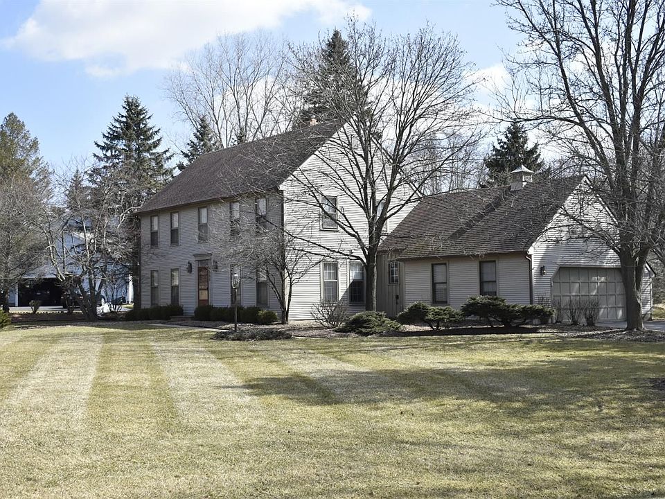 1st image of 5798 Fox Hollow Ct