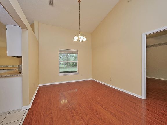 5th image of 12252 Lake Fern Dr
