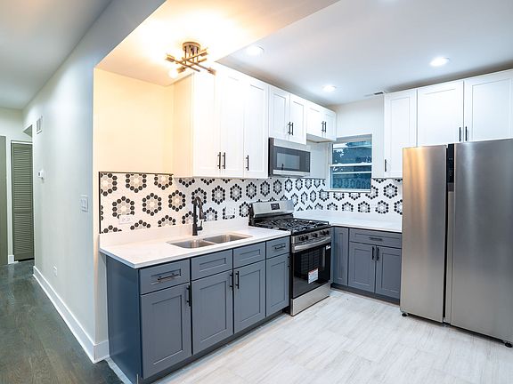 5th image of 7948 S Evans Ave #2M