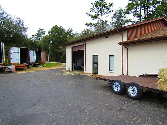 4th image of 5300 S Us Highway 41