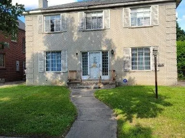 17116 Wildemere St, Detroit, MI 48221