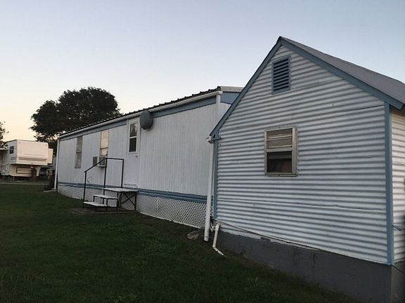 4th image of 1059 S Indiana Ave Lot 49