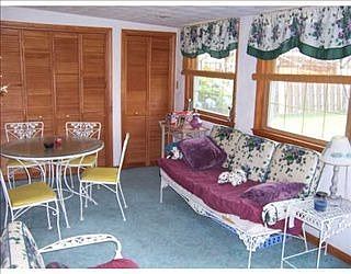 4th image of 2705 Garbett St